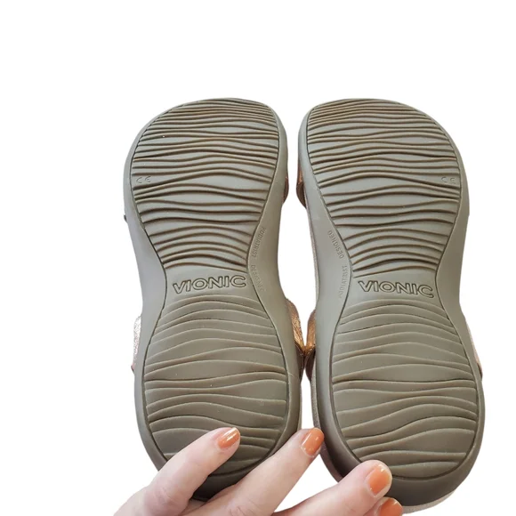 Vionic Marsala Sandal Never Worn - Picture 12 of 17